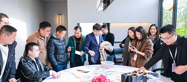 鉴黑担保网(jhdbw)·最具权威唯一维权担保平台